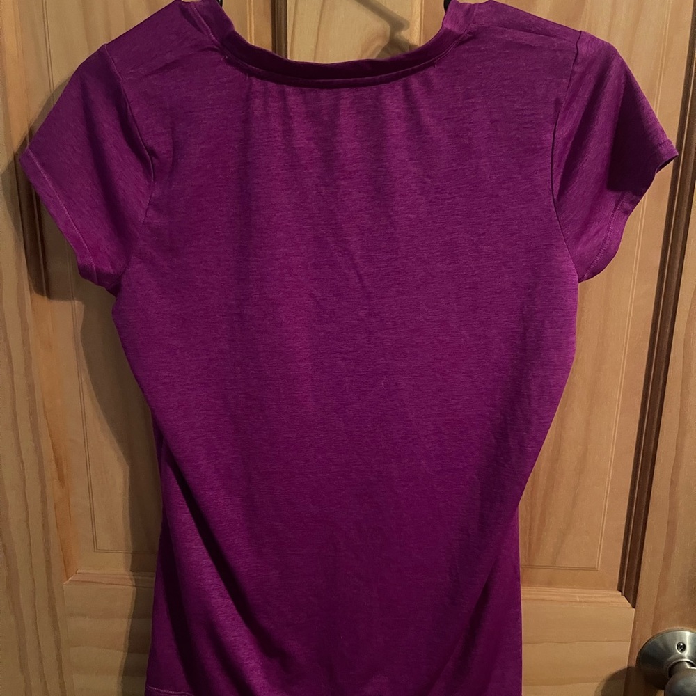 New Without Tags, Women’s Size Small Xersion T-Shirt - Picture 3 of 3